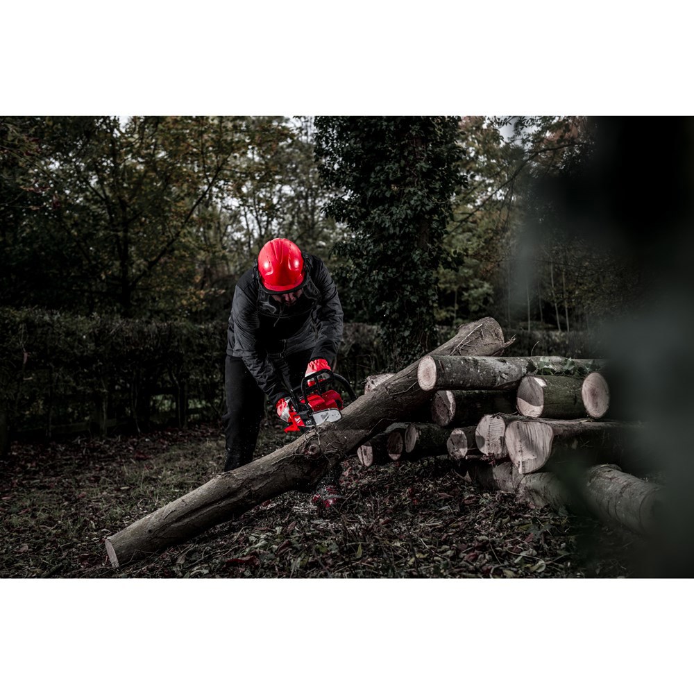 accu kettingzaagmachine milwaukee 300mm-15