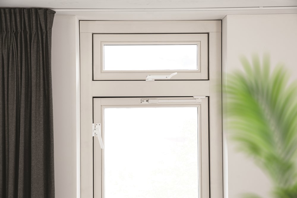 raamsluiting aluminium wit axa-5