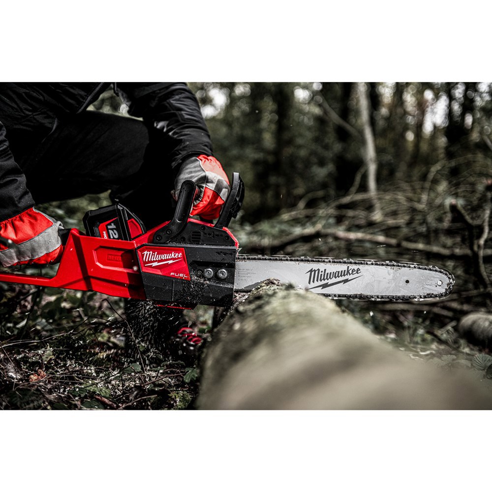 accu kettingzaagmachine milwaukee 400mm-21