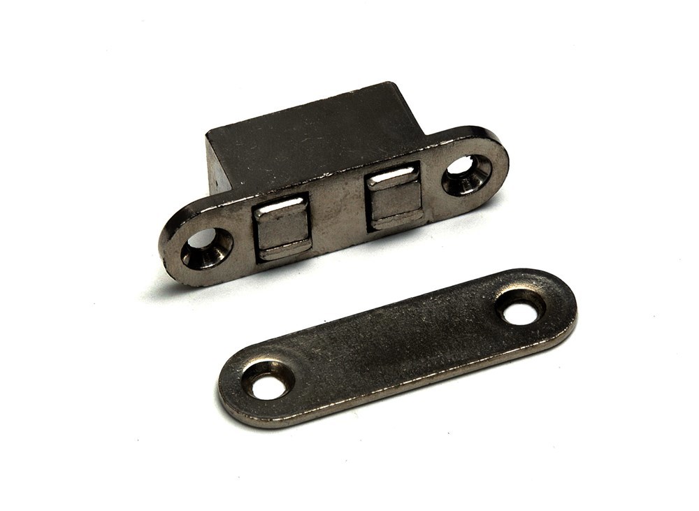 Magneetsnapper Zamac Vernikkeld - MC100420B 50X17MM 4KG