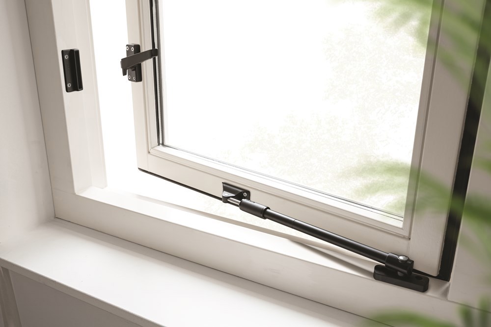 raamsluiting aluminium zwart axa-5