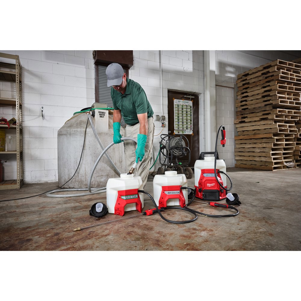 accu basis rugzak drukspuit milwaukee-10