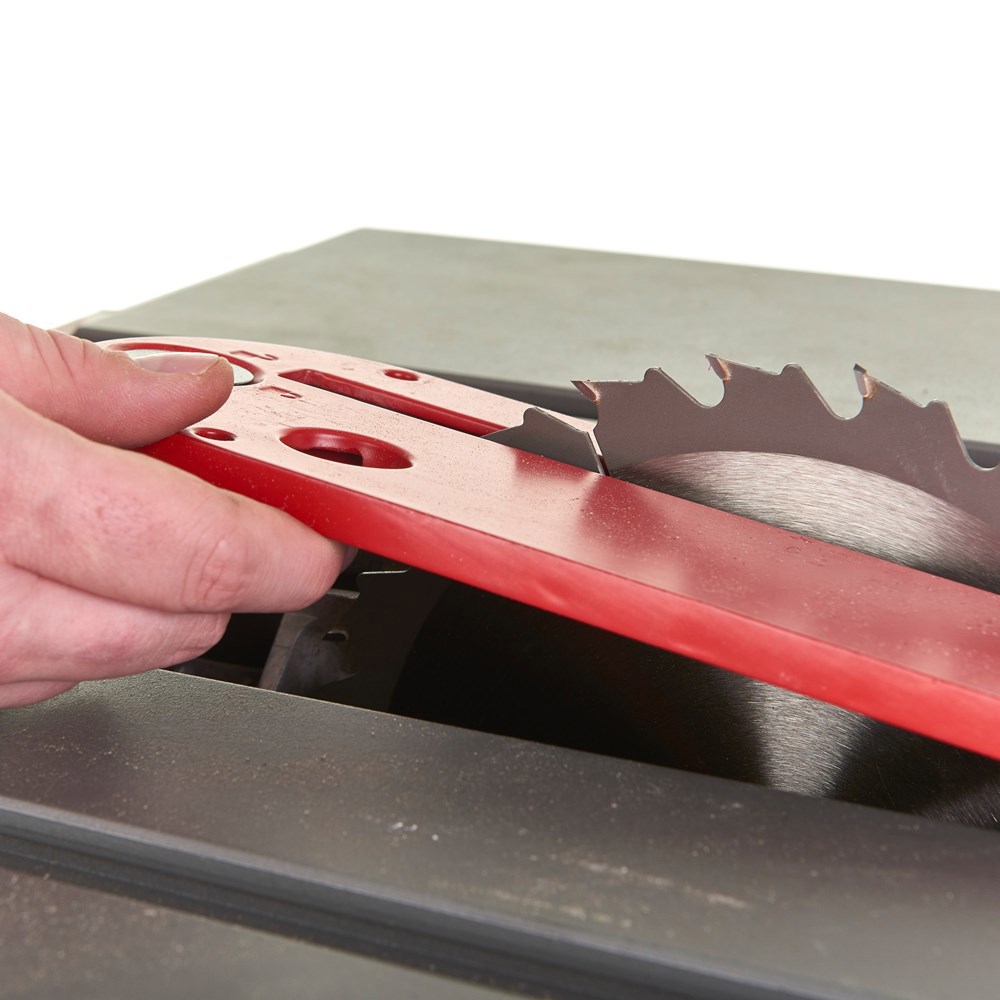 accu tafelzaagmachine milwaukee 210mm-4