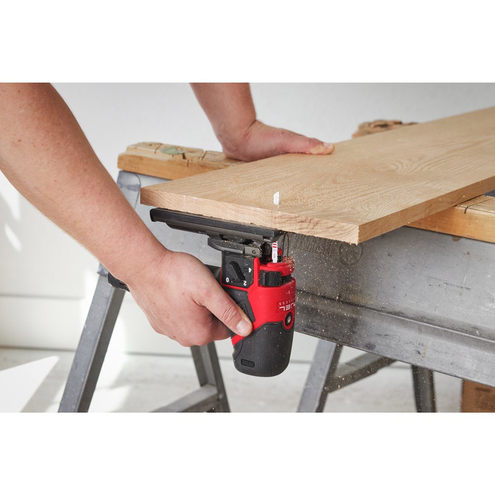 accu decoupeerzaagmachine knop milwaukee-13