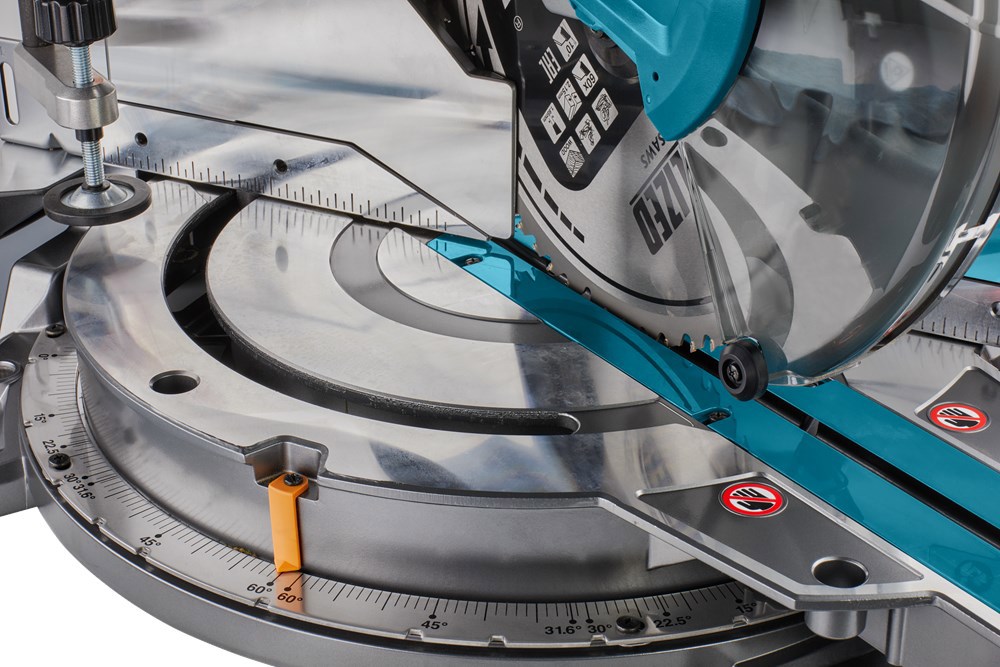 accu radiaal afkortzaagmachine makita-9