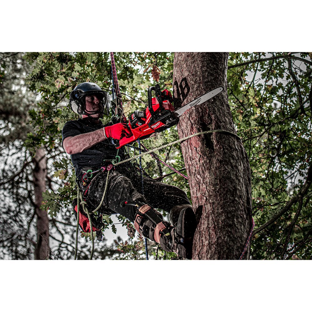 accu kettingzaagmachine milwaukee 400mm-14