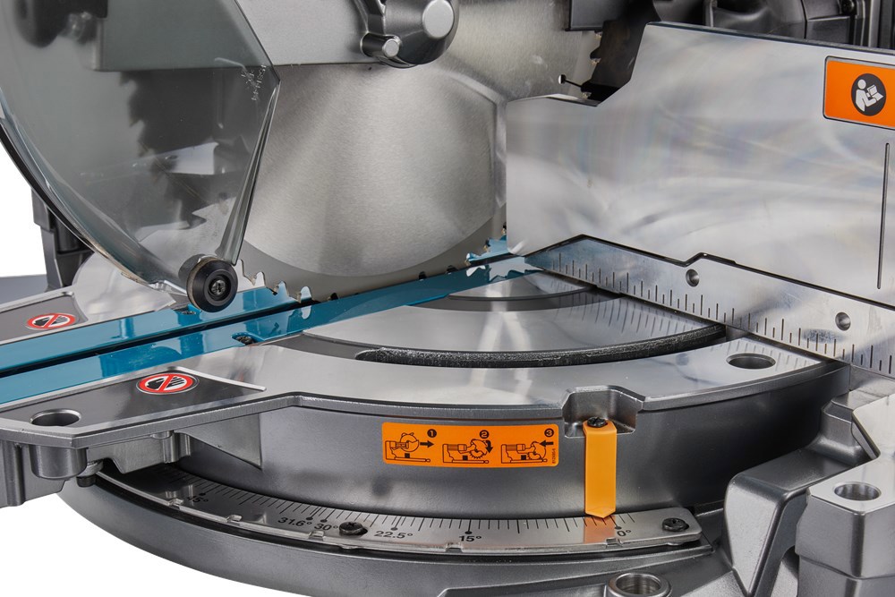 accu radiaal afkortzaagmachine makita-8