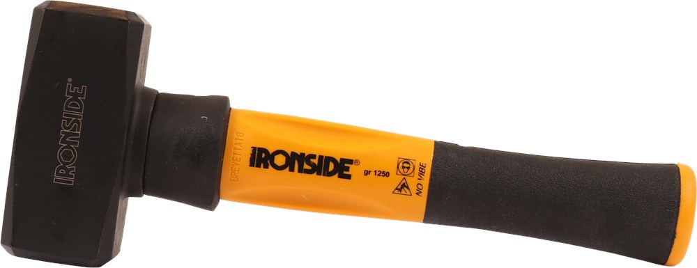 moker alu/fiber ironside-3