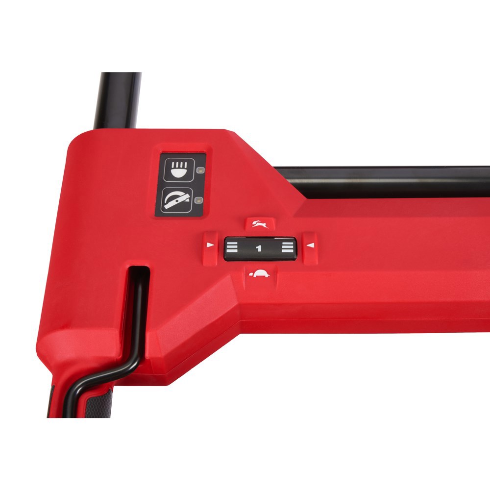 accu grasmaaier milwaukee 530mm-11