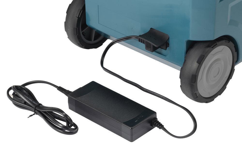 accu vries-/ koelbox makita-10