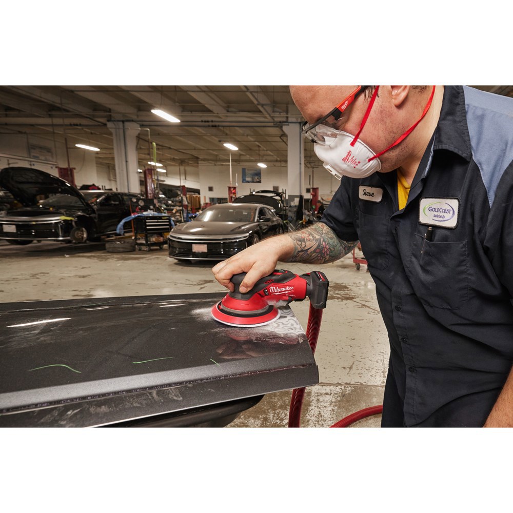 accu schuurmachine excenter milwaukee-18