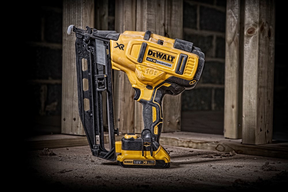 accu pintacker dewalt-3