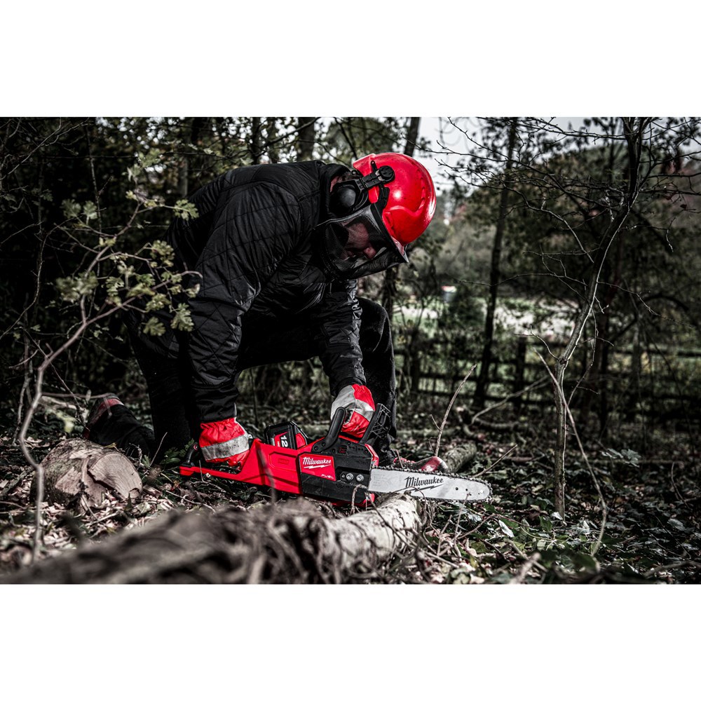 accu kettingzaagmachine milwaukee 300mm-16