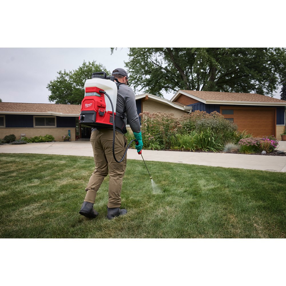 accu basis rugzak drukspuit milwaukee-13